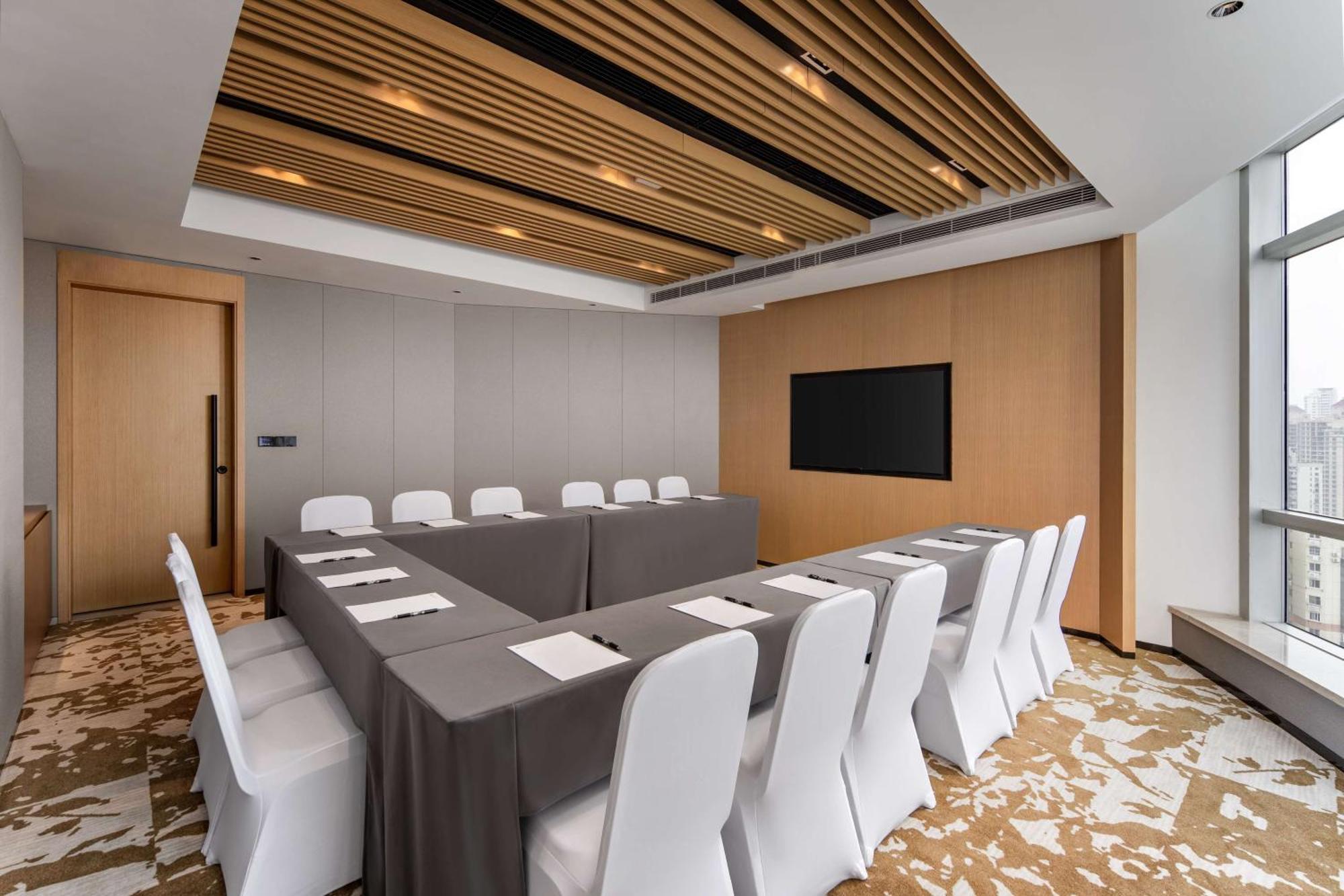 Hilton Garden Inn Shanghai Lujiazui Zewnętrze zdjęcie