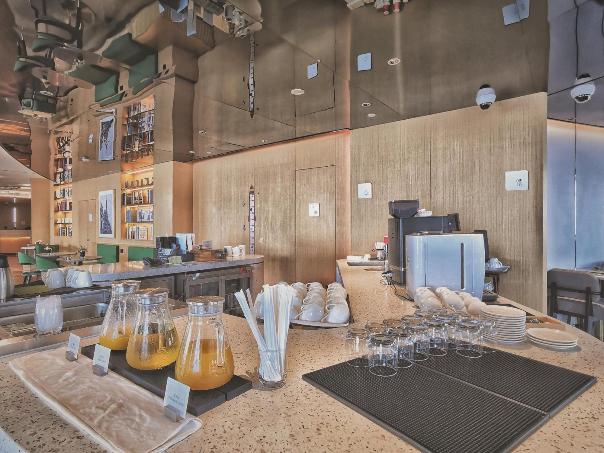 Hilton Garden Inn Shanghai Lujiazui Zewnętrze zdjęcie